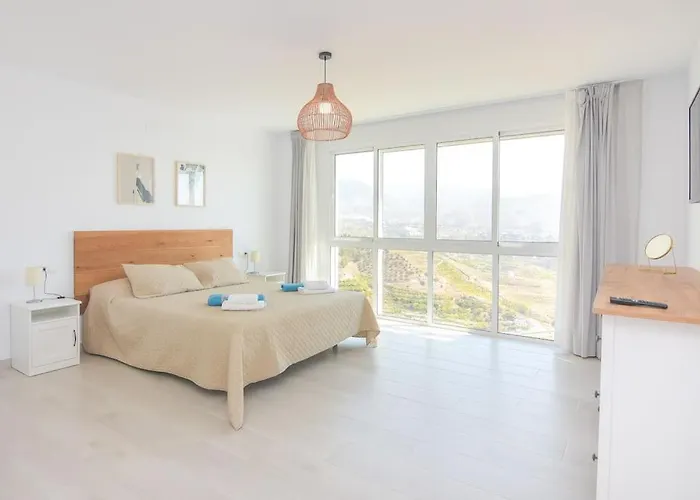 Villa Gran Con Bonitas Vistas *