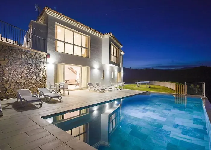 Villa Gran Con Bonitas Vistas *