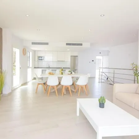 Gran Con Bonitas Vistas Villa Nerja