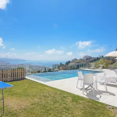 Villa Gran Con Bonitas Vistas Nerja