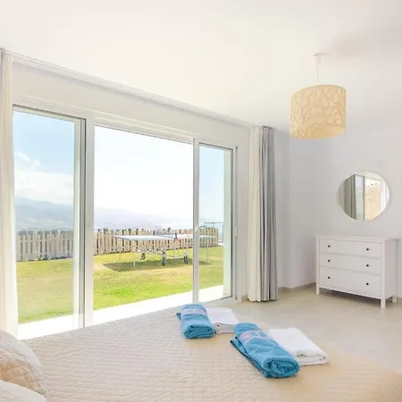 Gran Con Bonitas Vistas Villa