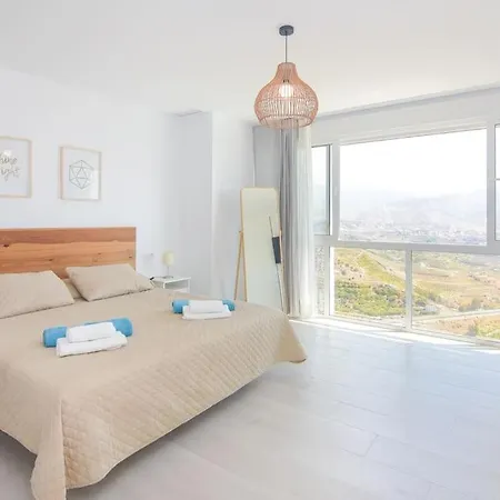Gran Con Bonitas Vistas Nerja