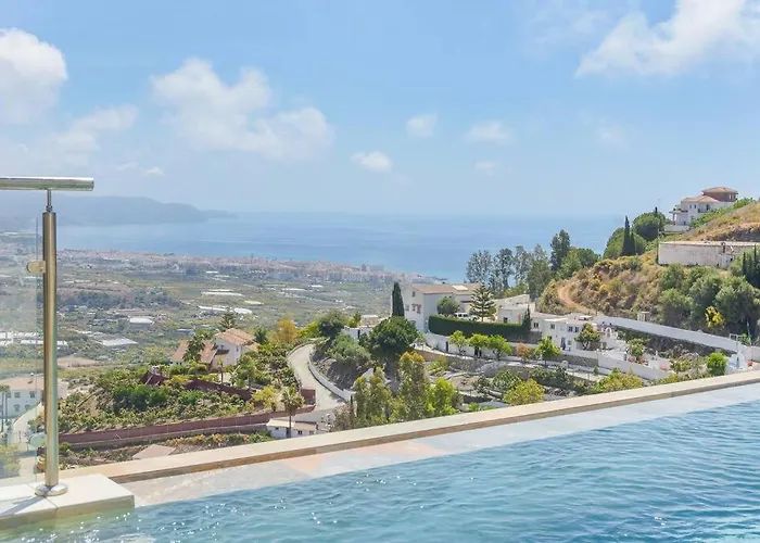 Villa Gran Con Bonitas Vistas Nerja